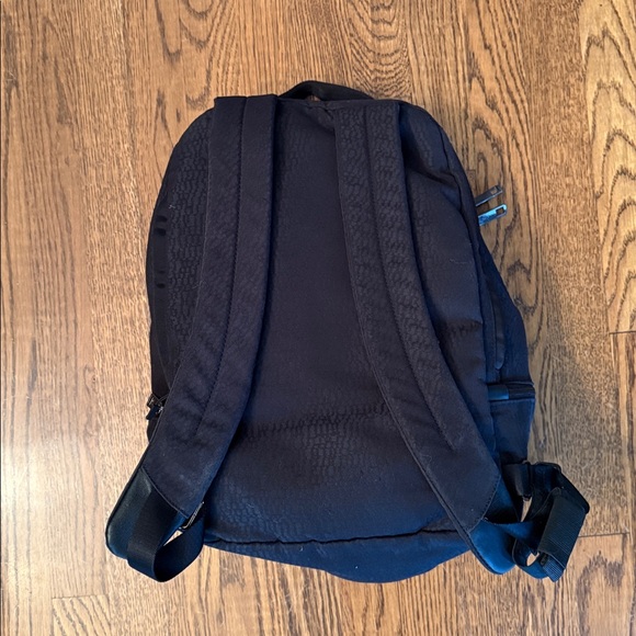 Lululemon Black Backpack - Picture 2 of 4